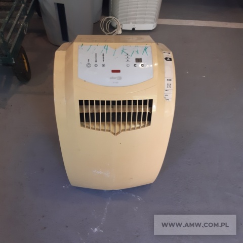 Sprzęt elektroniczny – pakiet zawierający 40 poz. asort. (wg oddzielnego wykazu), w tym: klimatyzatory, niszczarki, radiomagnetofon, odkurzacz 